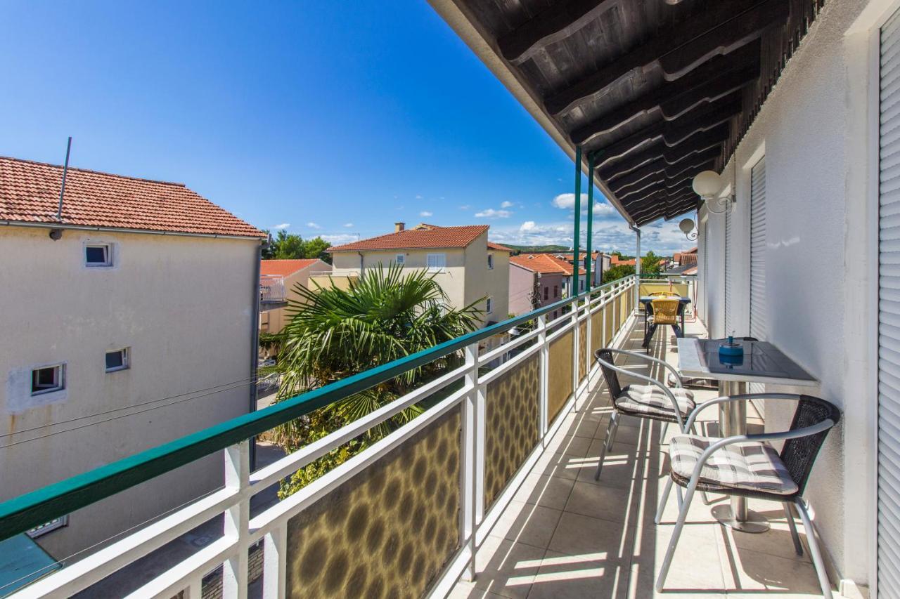Apartments Rino 沃迪切 外观 照片
