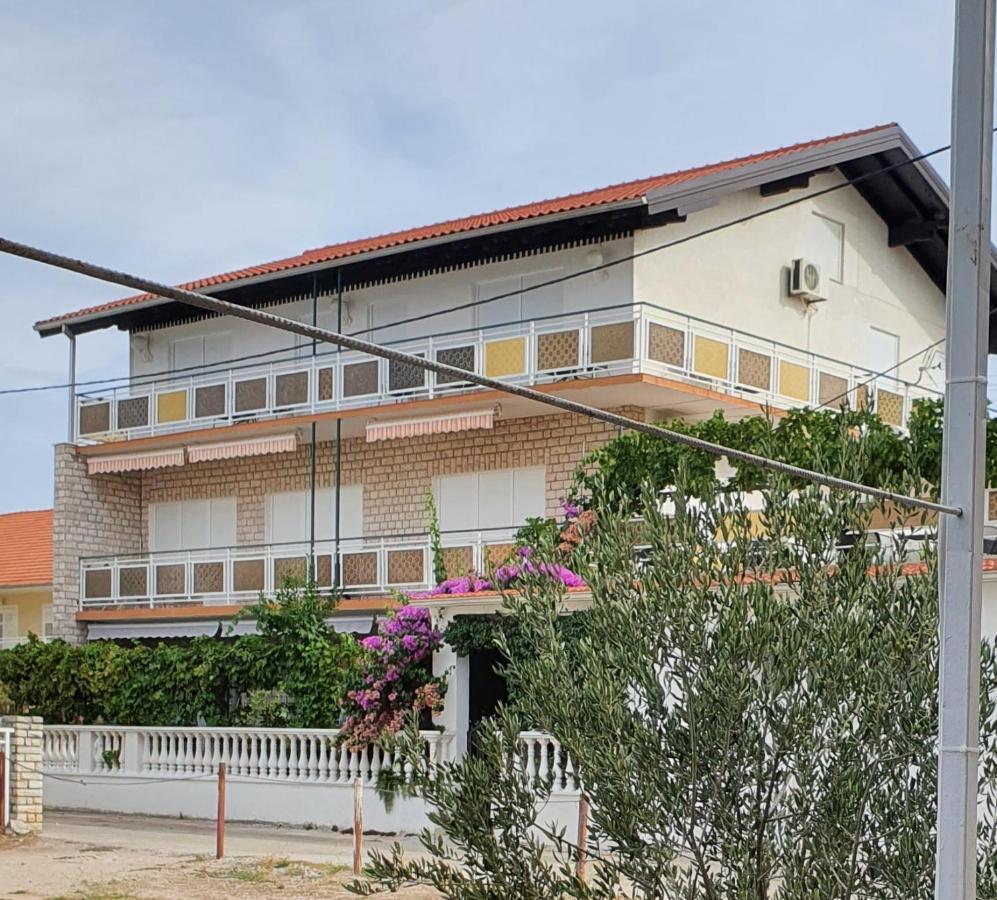 Apartments Rino 沃迪切 外观 照片
