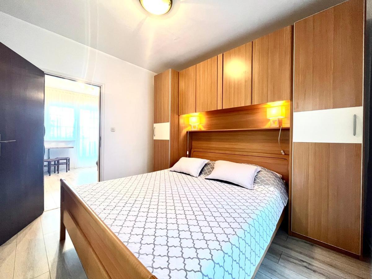 Apartments Rino 沃迪切 外观 照片